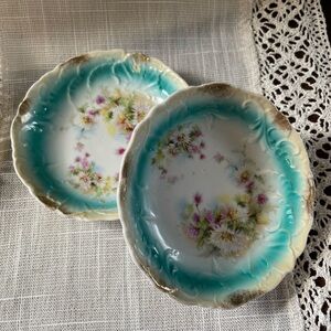 Antique‎ Bavaria Style Floral Plates Aqua Gold Rim Set of 2 Victorian Porcelain